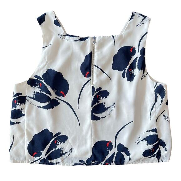 Lucy Paris White Navy Floral Print Sleeveless Cropped Blouse Top - Size Large - Picture 3 of 13